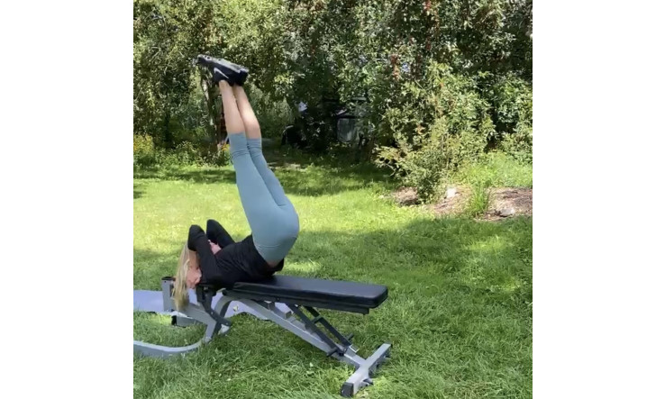 Top 3 exercices pour les fessiers & abdos!