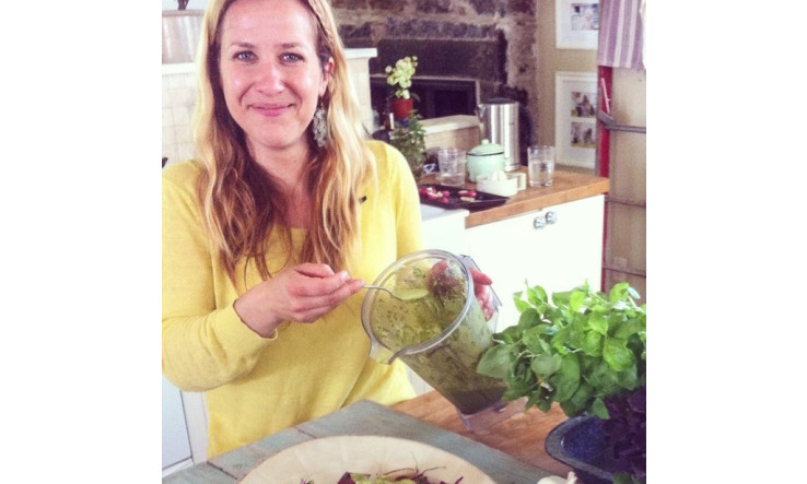 La Chef MEVE cuisine les algues chez Jacynthe
