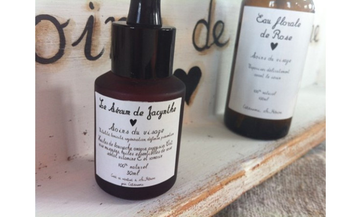 Le sérum aux huiles végétales, la beauté au naturel.