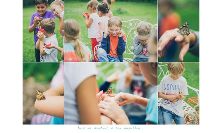 Papillons et voeux des enfants au camp d'été Éden